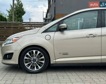 Бежевий Форд Сі-Макс, об'ємом двигуна 2 л та пробігом 167 тис. км за 14250 $, фото 12 на Automoto.ua