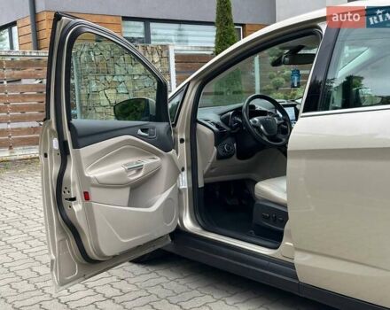 Бежевий Форд Сі-Макс, об'ємом двигуна 2 л та пробігом 167 тис. км за 14250 $, фото 82 на Automoto.ua