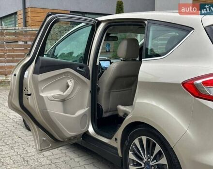 Бежевий Форд Сі-Макс, об'ємом двигуна 2 л та пробігом 167 тис. км за 14250 $, фото 62 на Automoto.ua