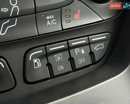 Бежевий Форд Сі-Макс, об'ємом двигуна 2 л та пробігом 167 тис. км за 14250 $, фото 73 на Automoto.ua