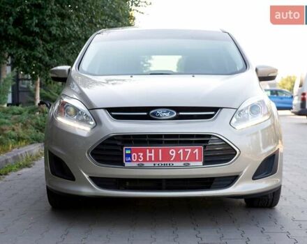 Бежевий Форд Сі-Макс, об'ємом двигуна 2 л та пробігом 146 тис. км за 13999 $, фото 2 на Automoto.ua