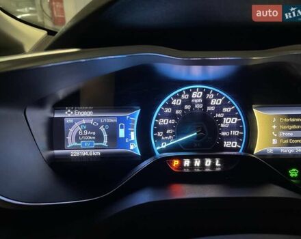 Бежевий Форд Сі-Макс, об'ємом двигуна 2 л та пробігом 228 тис. км за 14900 $, фото 12 на Automoto.ua