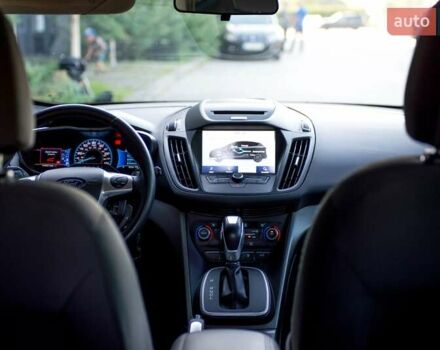 Бежевий Форд Сі-Макс, об'ємом двигуна 2 л та пробігом 146 тис. км за 13999 $, фото 17 на Automoto.ua