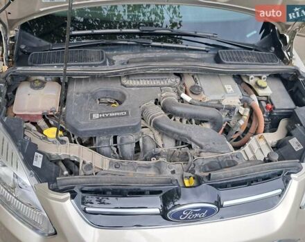 Бежевий Форд Сі-Макс, об'ємом двигуна 2 л та пробігом 228 тис. км за 14900 $, фото 8 на Automoto.ua