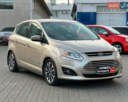 Бежевый Форд Си-Макс, объемом двигателя 2 л и пробегом 228 тыс. км за 15490 $, фото 2 на Automoto.ua