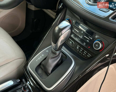 Бежевый Форд Си-Макс, объемом двигателя 2 л и пробегом 228 тыс. км за 15490 $, фото 28 на Automoto.ua