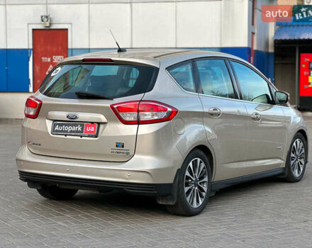 Бежевый Форд Си-Макс, объемом двигателя 2 л и пробегом 228 тыс. км за 15490 $, фото 3 на Automoto.ua