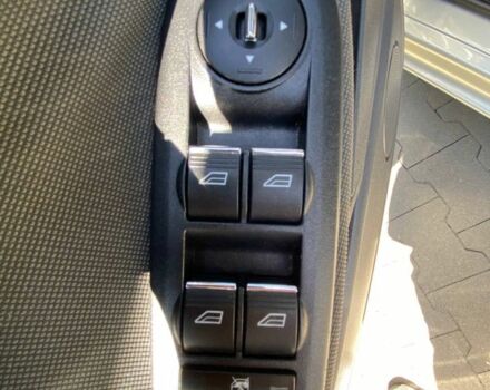 Бежевый Форд Си-Макс, объемом двигателя 1.6 л и пробегом 172 тыс. км за 6300 $, фото 21 на Automoto.ua