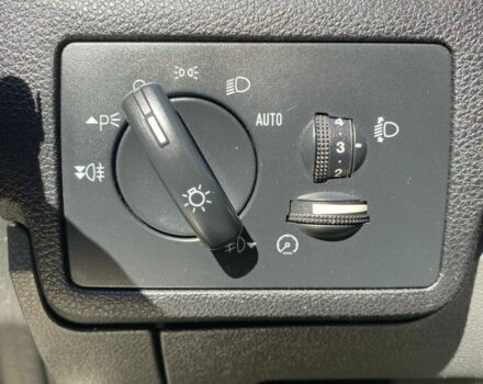 Бежевый Форд Си-Макс, объемом двигателя 1.6 л и пробегом 172 тыс. км за 6300 $, фото 18 на Automoto.ua