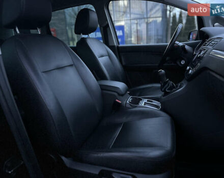 Чорний Форд Сі-Макс, об'ємом двигуна 2 л та пробігом 243 тис. км за 5500 $, фото 40 на Automoto.ua