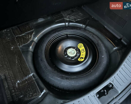 Черный Форд Си-Макс, объемом двигателя 1.6 л и пробегом 208 тыс. км за 5200 $, фото 44 на Automoto.ua