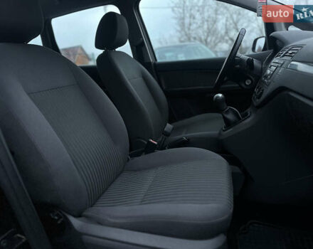 Черный Форд Си-Макс, объемом двигателя 1.6 л и пробегом 208 тыс. км за 5200 $, фото 36 на Automoto.ua