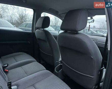 Черный Форд Си-Макс, объемом двигателя 1.6 л и пробегом 208 тыс. км за 5200 $, фото 32 на Automoto.ua