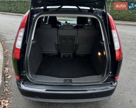 Черный Форд Си-Макс, объемом двигателя 1.6 л и пробегом 258 тыс. км за 5300 $, фото 19 на Automoto.ua