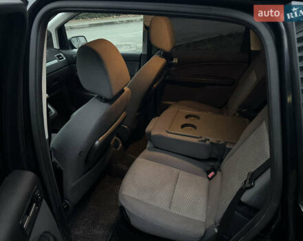 Черный Форд Си-Макс, объемом двигателя 1.6 л и пробегом 258 тыс. км за 5300 $, фото 17 на Automoto.ua