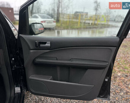 Чорний Форд Сі-Макс, об'ємом двигуна 1.8 л та пробігом 260 тис. км за 5000 $, фото 35 на Automoto.ua