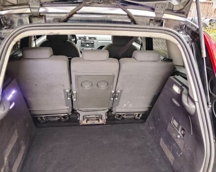 Чорний Форд Сі-Макс, об'ємом двигуна 1.6 л та пробігом 332 тис. км за 4100 $, фото 18 на Automoto.ua