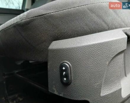 Черный Форд Си-Макс, объемом двигателя 1.8 л и пробегом 224 тыс. км за 3999 $, фото 22 на Automoto.ua