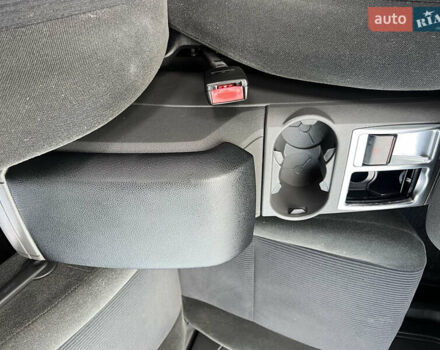 Форд Сі-Макс 2007 у Хороле на Automoto.ua Чорний Форд Сі-Макс, об'ємом двигуна 1.8 л та пробігом 183 тис. км за 5700 $, фото 28 на Automoto.ua