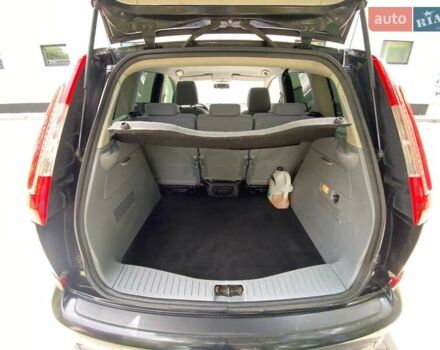 Черный Форд Си-Макс, объемом двигателя 1.6 л и пробегом 302 тыс. км за 4550 $, фото 34 на Automoto.ua