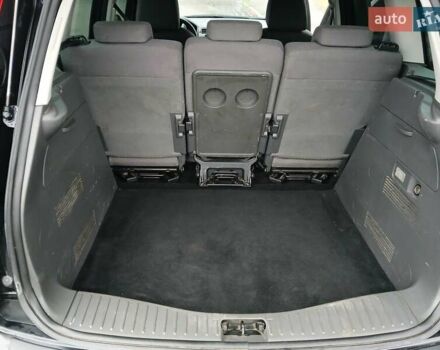 Черный Форд Си-Макс, объемом двигателя 1.8 л и пробегом 224 тыс. км за 3999 $, фото 17 на Automoto.ua