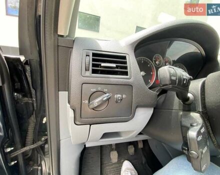 Черный Форд Си-Макс, объемом двигателя 1.6 л и пробегом 302 тыс. км за 4550 $, фото 37 на Automoto.ua