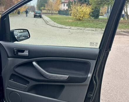 Черный Форд Си-Макс, объемом двигателя 1.8 л и пробегом 253 тыс. км за 5150 $, фото 37 на Automoto.ua