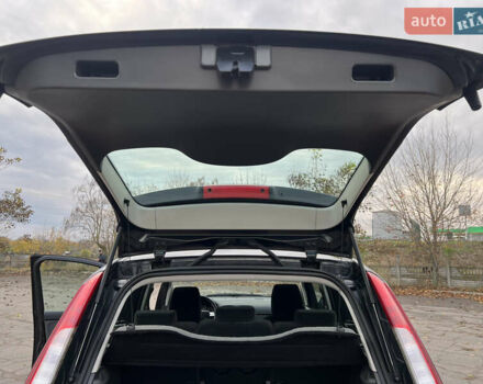 Форд Сі-Макс 2007 у Хороле на Automoto.ua Чорний Форд Сі-Макс, об'ємом двигуна 1.8 л та пробігом 183 тис. км за 5700 $, фото 35 на Automoto.ua