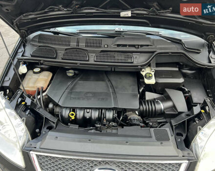 Форд Сі-Макс 2007 у Хороле на Automoto.ua Чорний Форд Сі-Макс, об'ємом двигуна 1.8 л та пробігом 183 тис. км за 5700 $, фото 36 на Automoto.ua