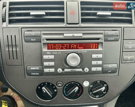 Черный Форд Си-Макс, объемом двигателя 1.8 л и пробегом 253 тыс. км за 5150 $, фото 31 на Automoto.ua