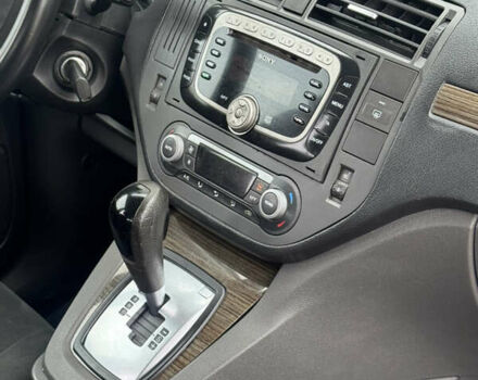 Черный Форд Си-Макс, объемом двигателя 2 л и пробегом 220 тыс. км за 5450 $, фото 60 на Automoto.ua