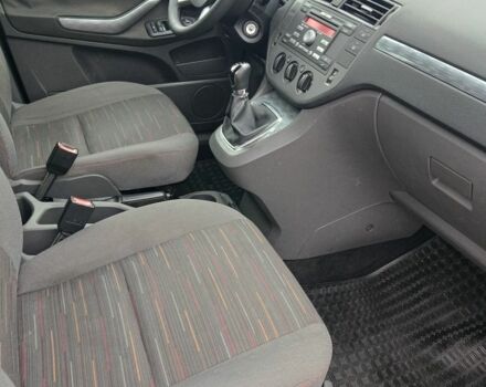 Чорний Форд Сі-Макс, об'ємом двигуна 0 л та пробігом 250 тис. км за 5600 $, фото 6 на Automoto.ua