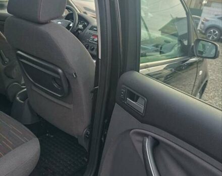 Чорний Форд Сі-Макс, об'ємом двигуна 0 л та пробігом 250 тис. км за 5600 $, фото 8 на Automoto.ua