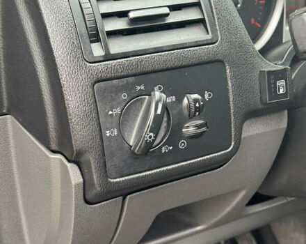 Черный Форд Си-Макс, объемом двигателя 2 л и пробегом 220 тыс. км за 5450 $, фото 59 на Automoto.ua