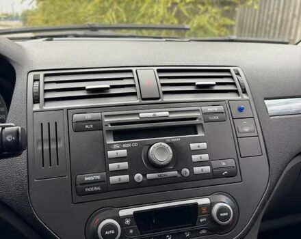 Форд Сі-Макс 2008 у Києві на Automoto.ua Чорний Форд Сі-Макс, об'ємом двигуна 1.8 л та пробігом 193 тис. км за 5700 $, фото 13 на Automoto.ua