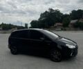 Чорний Форд Сі-Макс, об'ємом двигуна 2 л та пробігом 195 тис. км за 6199 $, фото 2 на Automoto.ua