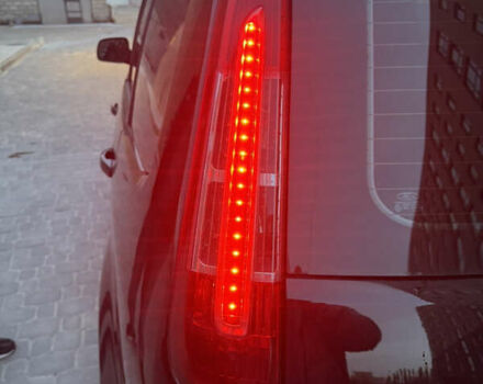 Черный Форд Си-Макс, объемом двигателя 1.8 л и пробегом 282 тыс. км за 4899 $, фото 9 на Automoto.ua