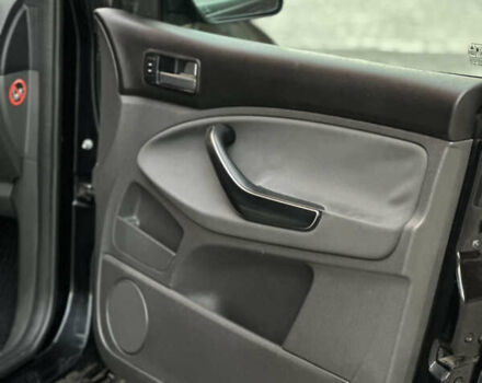 Черный Форд Си-Макс, объемом двигателя 1.8 л и пробегом 282 тыс. км за 4899 $, фото 13 на Automoto.ua