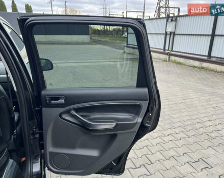 Чорний Форд Сі-Макс, об'ємом двигуна 1.8 л та пробігом 210 тис. км за 5650 $, фото 51 на Automoto.ua