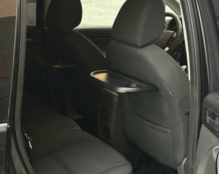 Черный Форд Си-Макс, объемом двигателя 1.8 л и пробегом 282 тыс. км за 4899 $, фото 14 на Automoto.ua