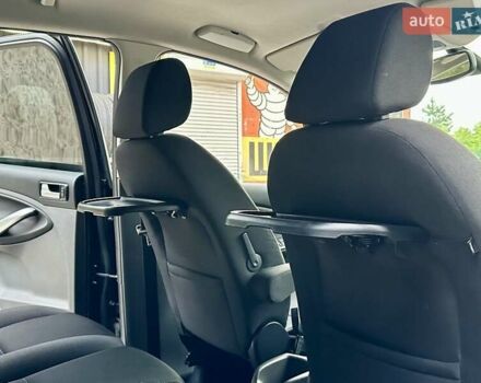 Чорний Форд Сі-Макс, об'ємом двигуна 1.6 л та пробігом 230 тис. км за 6700 $, фото 33 на Automoto.ua