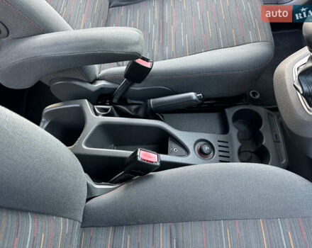 Чорний Форд Сі-Макс, об'ємом двигуна 1.6 л та пробігом 227 тис. км за 6499 $, фото 79 на Automoto.ua