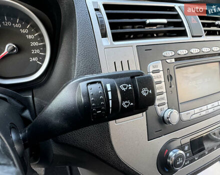 Чорний Форд Сі-Макс, об'ємом двигуна 1.6 л та пробігом 227 тис. км за 6499 $, фото 43 на Automoto.ua