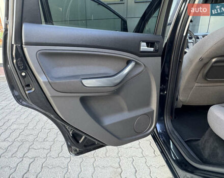 Чорний Форд Сі-Макс, об'ємом двигуна 1.6 л та пробігом 227 тис. км за 6499 $, фото 57 на Automoto.ua