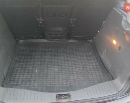 Черный Форд Си-Макс, объемом двигателя 1.6 л и пробегом 277 тыс. км за 5500 $, фото 22 на Automoto.ua