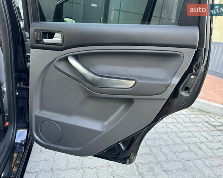 Чорний Форд Сі-Макс, об'ємом двигуна 1.6 л та пробігом 227 тис. км за 6499 $, фото 77 на Automoto.ua