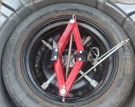 Черный Форд Си-Макс, объемом двигателя 1.6 л и пробегом 277 тыс. км за 5500 $, фото 29 на Automoto.ua