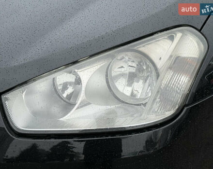 Черный Форд Си-Макс, объемом двигателя 1.6 л и пробегом 234 тыс. км за 5750 $, фото 16 на Automoto.ua