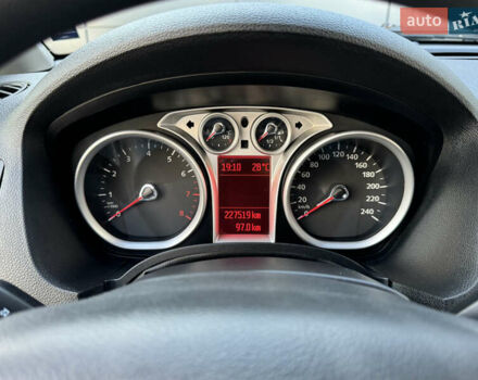 Чорний Форд Сі-Макс, об'ємом двигуна 1.6 л та пробігом 227 тис. км за 6499 $, фото 55 на Automoto.ua