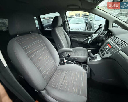 Черный Форд Си-Макс, объемом двигателя 1.6 л и пробегом 234 тыс. км за 5750 $, фото 36 на Automoto.ua